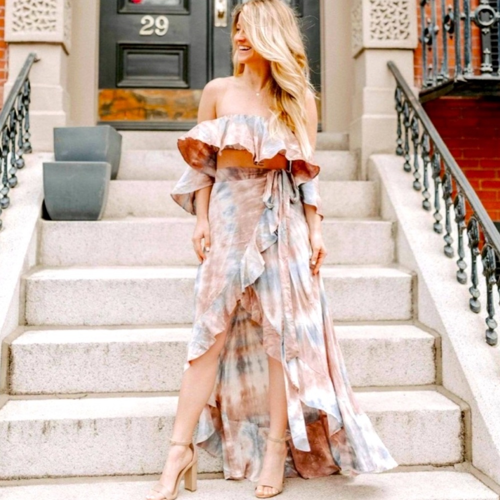 Olivaceous Crop and Hi Low Skirt Tie Dye Set
